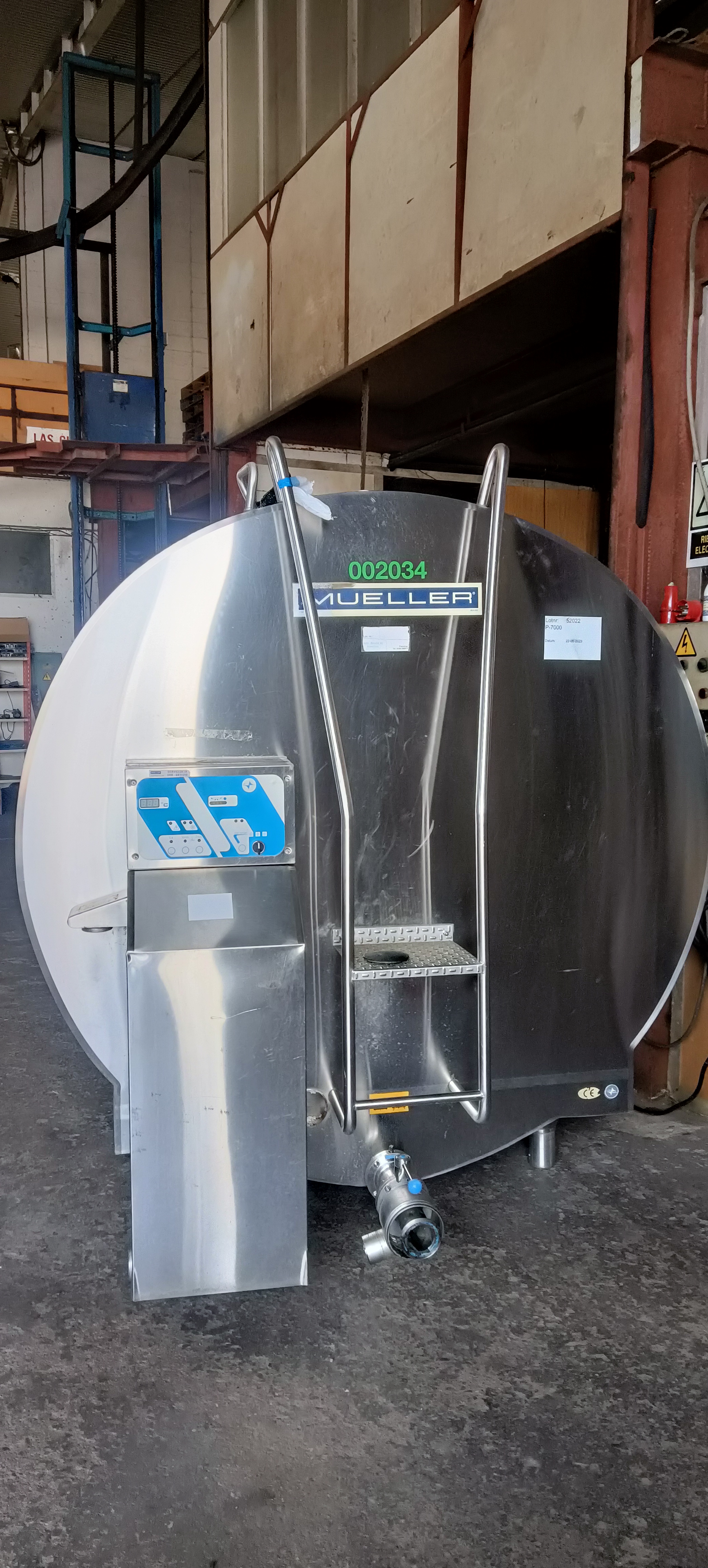 Carlos de las Cuevas, tanque de leche TANQUE MUELLER P-7000